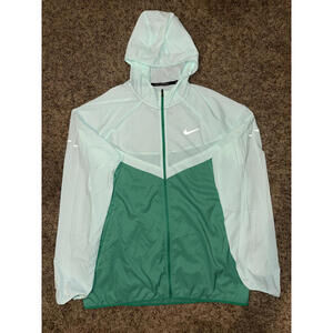 Nike Stride Men's Repel UV Running Jacket Sample